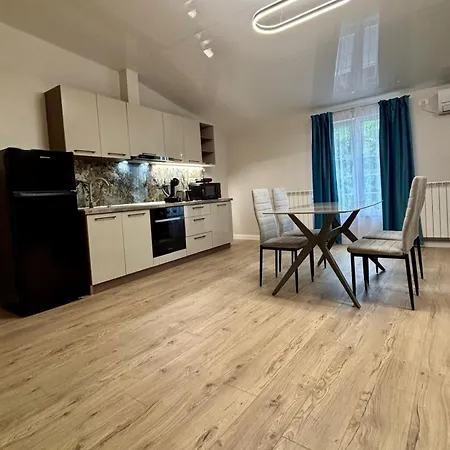 Marailis Port * Mangalia