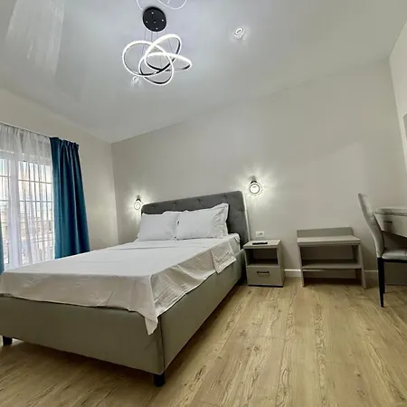 Marailis Port * Mangalia