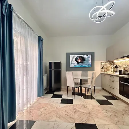 Marailis Port Mangalia